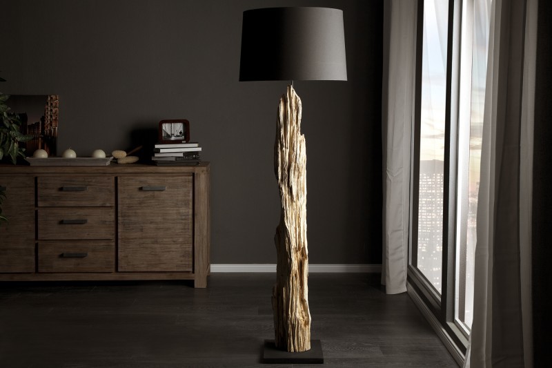 Stehleuchte schwarz Holz, Stehlampe Altholz mit Lampenschirm