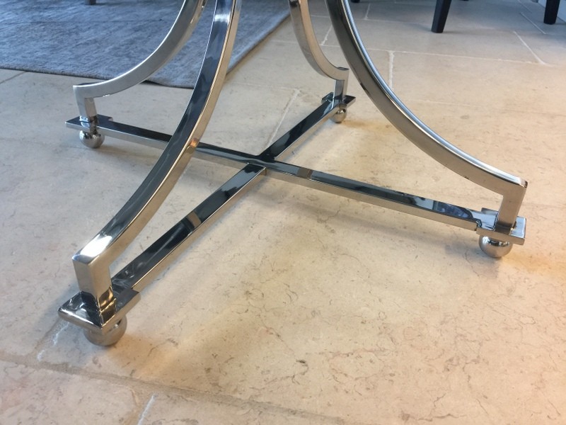 Tisch rund silber Glas-Metall, Beistelltisch rund verchromt Metall und Glas, Durchmesser 65 cm
