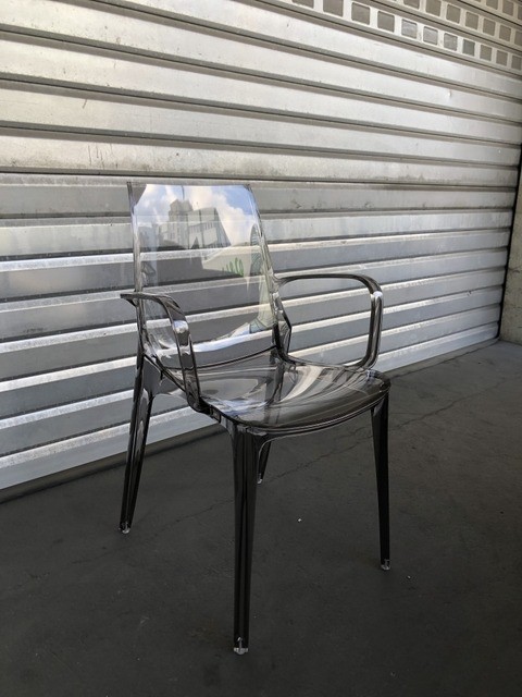 Design Stuhl, transparent, stapelbar, recycelbarer Kunststoff 