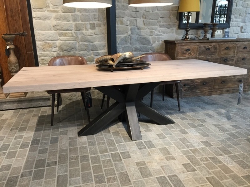 Esstisch Eiche Tischplatte, Tisch Eiche-Tischplatte Industriedesign,  Tischgestell aus Metall, Maße 220 x 100 cm 